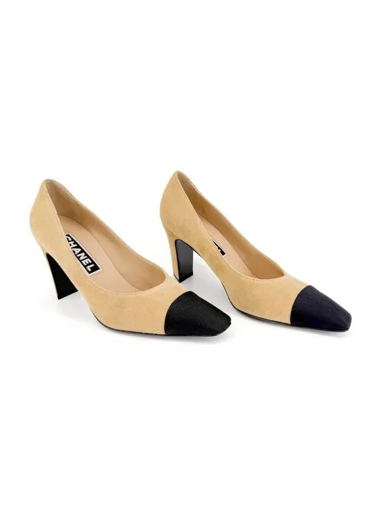 Chanel CC Cap Toe Pumps Heels Beige Black Two Tone Size 38.5 US 7.5-8 Crystal