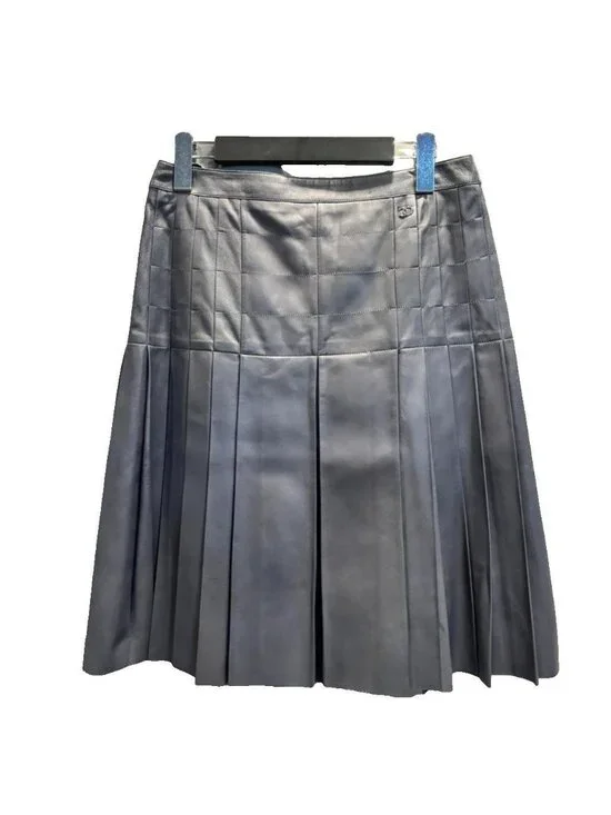 Chanel Leather Flare Skirt Knee Length CC Logo Pleats Lambskin 38 Gray