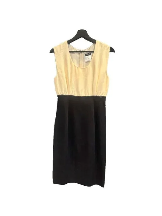 Chanel Dress Bicolor Knee Length Sleeveless CC Logo 40 Beige Black