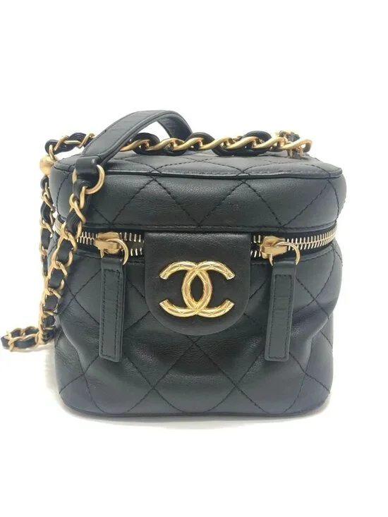 Chanel Shoulder Bag CC Logo Lambskin Black