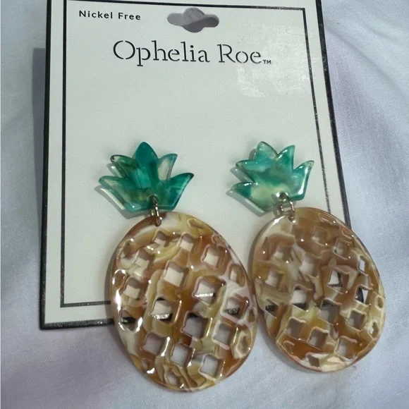 Pineapple Earrings in Green and Brown‎