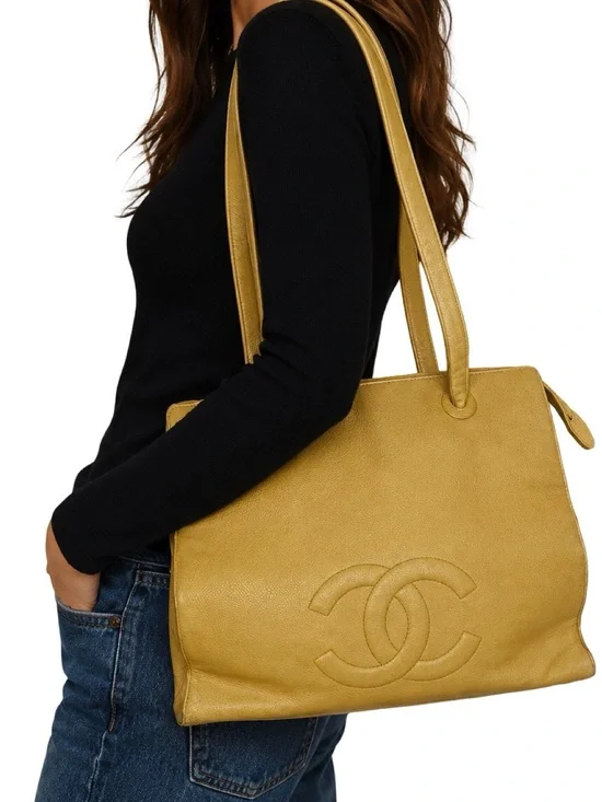 CHANEL CC Caviar Leather Zip Tote Shoulder Gold Beige Large