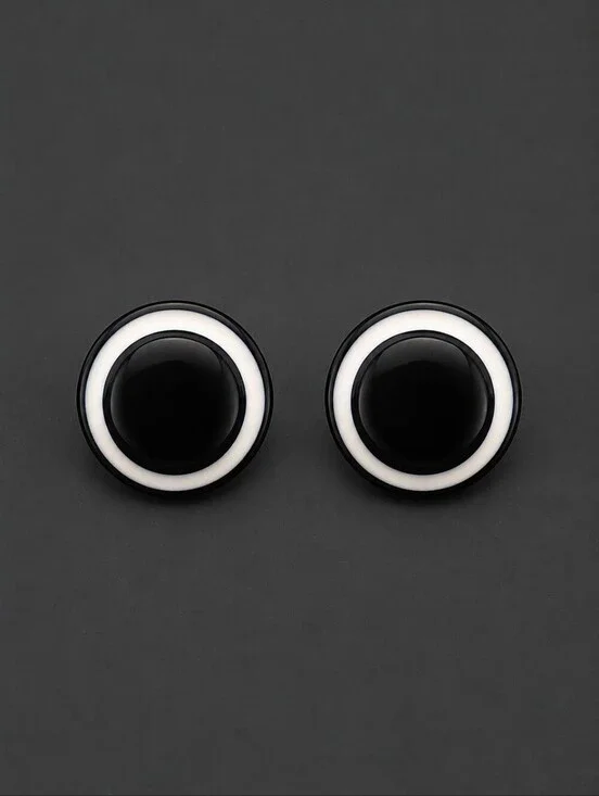 Vintage Black and White Circle Bullseye Lucite Stud Earrings
