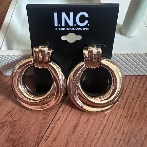 INC International Concepts Gold Double Hoop Earrings‎