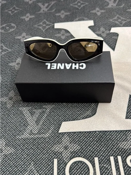 Chanel Black Cat-Eye Sunglasses with Brown Lenses