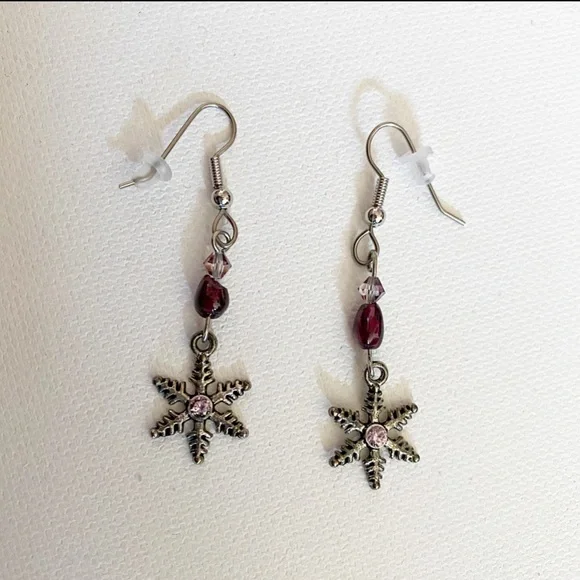 Delicate Snowflake and Bead Dangling Earrings