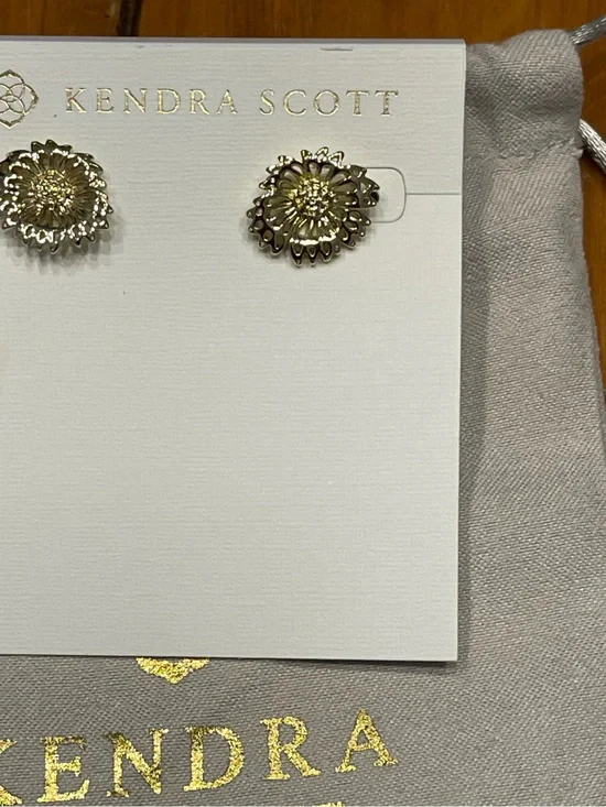 Kendra Scott Gold Floral Sunburst Stud Earrings