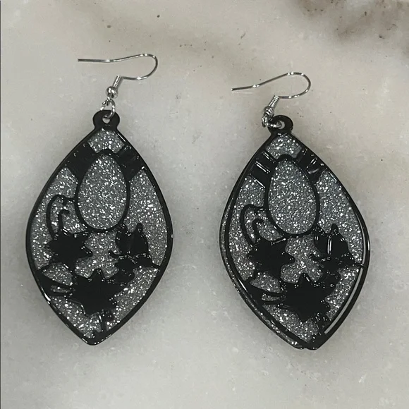 Sparkling Black and Silver Teardrop Earrings