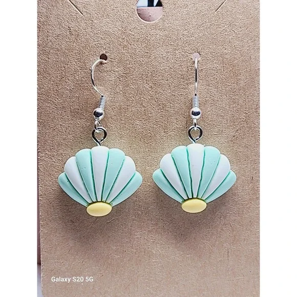 Handmade Mint Green White Pastel Seashell Drop Earrings Nautical Summer Beach‎
