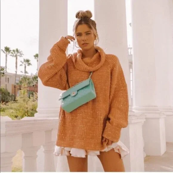 FREE PEOPLE Leo Tunic Sweater Womens Medium Orange Ribbed Cowl‎ Neck Cozy Knit