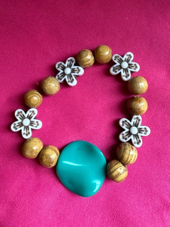Wood Bead Stretch Bracelet with Turquoise Center and White Flower Accents