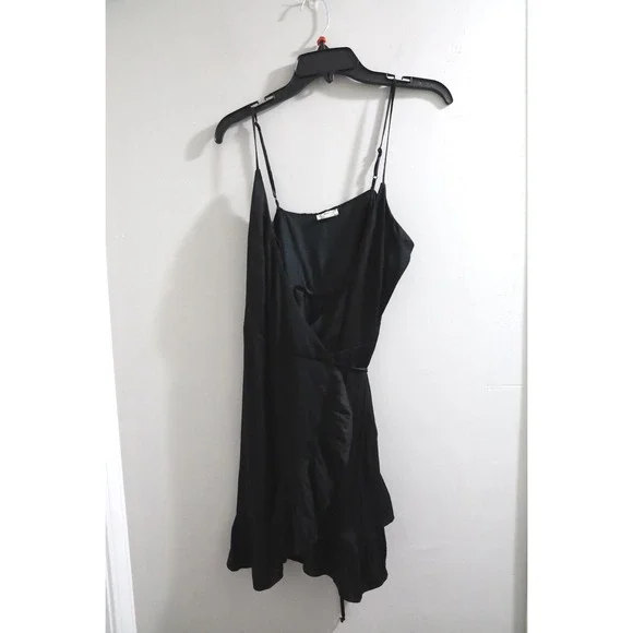 🔴Free People Intimately Black Mini Dress Wrap Spaghetti Strap Ruffle‎ Casual