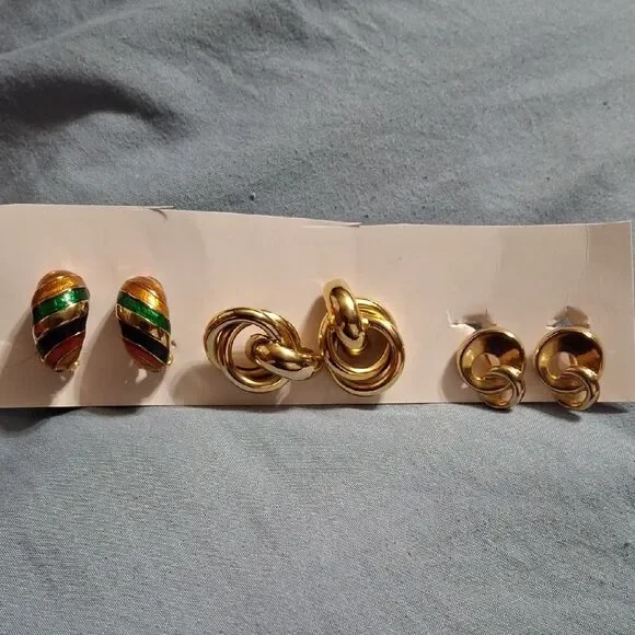 Vintage Clip On Elegant Gold Women's Earring Set Of 3 Pair (Ear050)