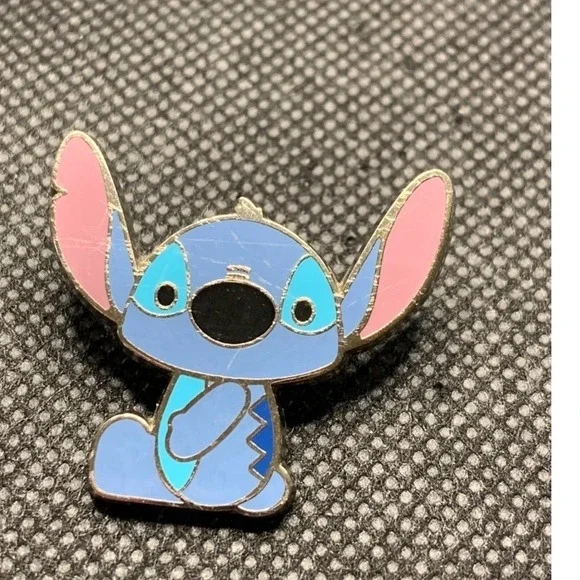 2009 Stitch 626 Cutie Disney pin Lilo and Stitch Alien AUTHENTIC