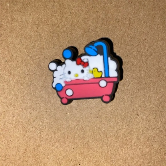🐊6/$12🐊 Hello Kitty Bath Time Croc Charm