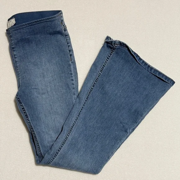 Free People Blue Flare Jeans Size 30