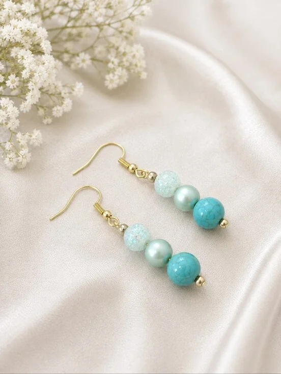 🌸2/$16🌸 Turquoise Acrylic Beaded Dangle Earrings Gold Tone - Handmade