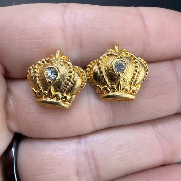 Vintage Pierced Crown‎ Earrings Gold Tone Rhinestone