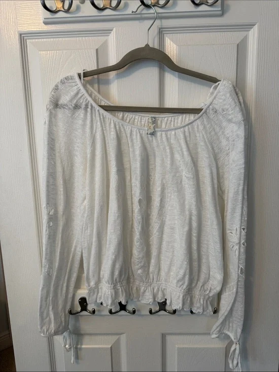 Free People White Embroidered Peasant Blouse