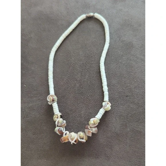 Hawaiian Shell‎ Necklace -  14 Inches Long