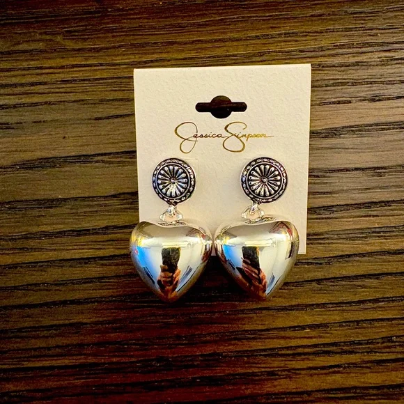 NEW Jessica Simpson Silver Heart Earrings