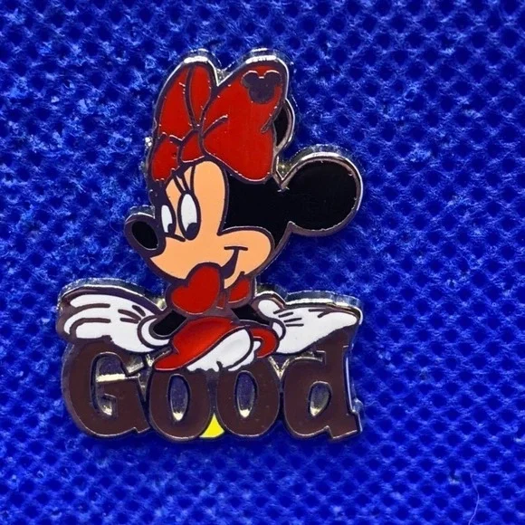 2010 Minnie Mouse Error Disney pin Good Collection