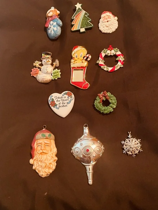 Kids Holiday Charm Pendants & Pins, Red, Green, White, Silver