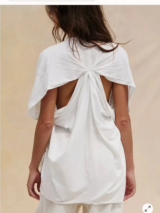 Free People White Twisted Back Sleeveless Tee