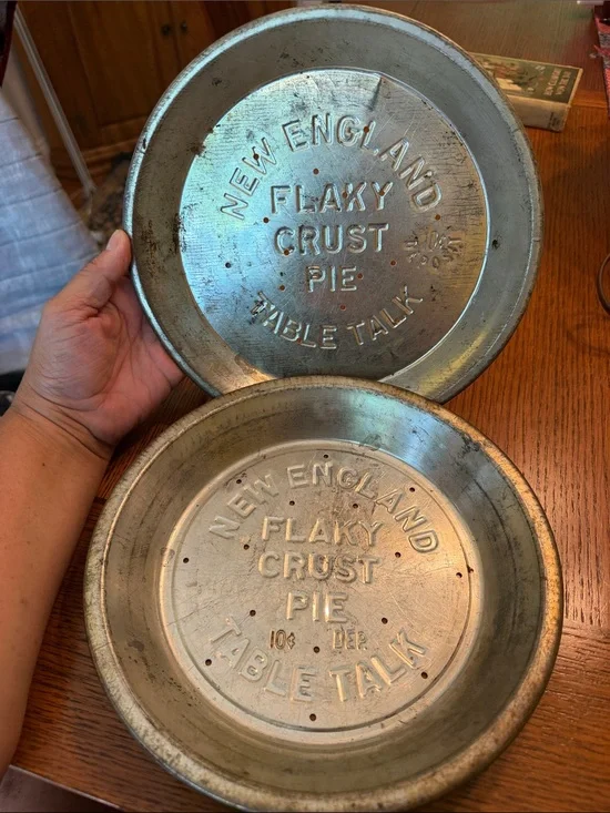 2 Vintage New England Table Talk Flaky Crust Pie Tin 10 Cent & Rival Vented 9