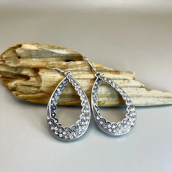 Elegant Silver Teardrop Earrings