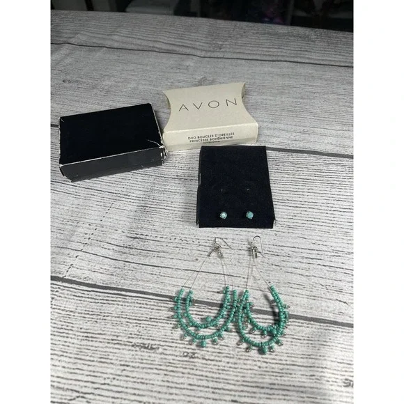Avon Bohemian Princess White Earrings‎ 2 Piece