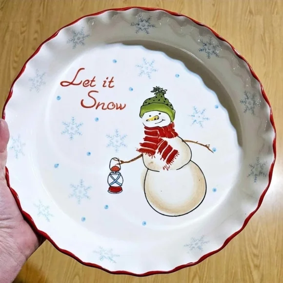 Let It Snow Grace's Bake Shop Pie Plate