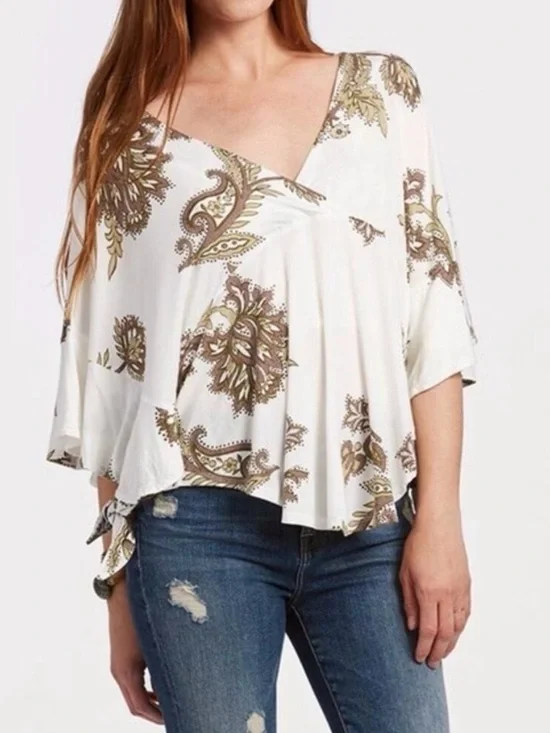 Free People Maui Wowie White Paisley V-Neck Flutter Sleeve Top Blouse Size XS
