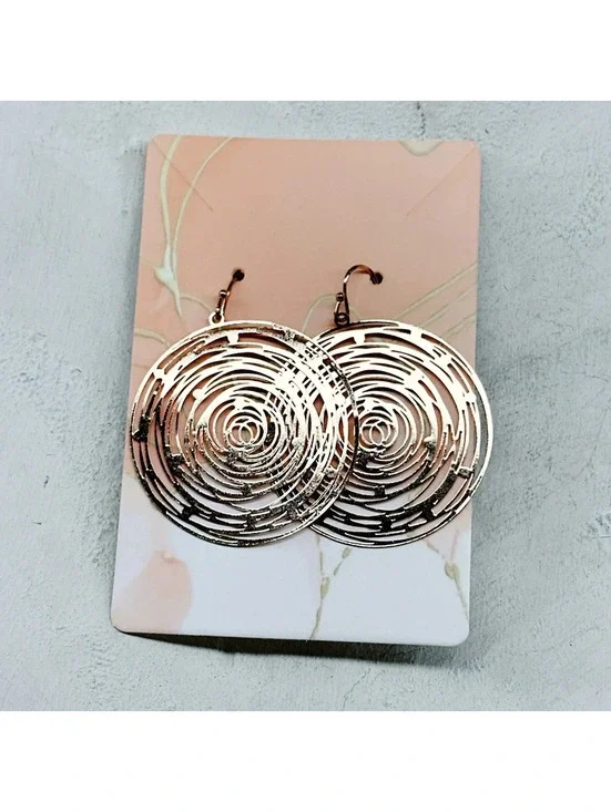 844mc. Goldtone Spiral Earrings