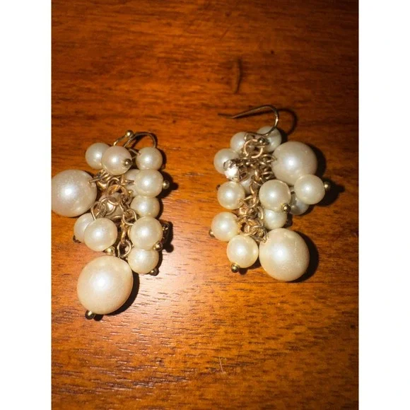 Gold Tone Pearl Cluster Dangle Earrings Faux Pearls‎ Rhinestones