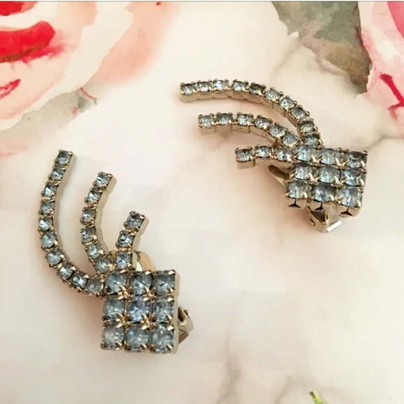 Blue Rhinestone Shooting Star-like ClipOn Earrings