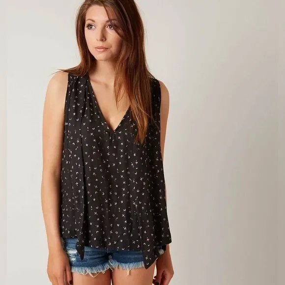 Free People High Low Hem Tank Top Black Sleeveless Printed Blouse Tie Womens L
