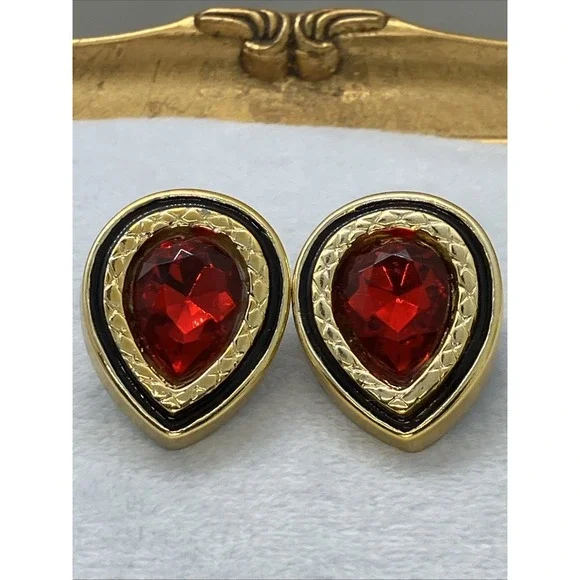 Vtg Gold Tone Red Acrylic Gemstone Style Rhinestone‎ Pierced Earrings 80's Bold