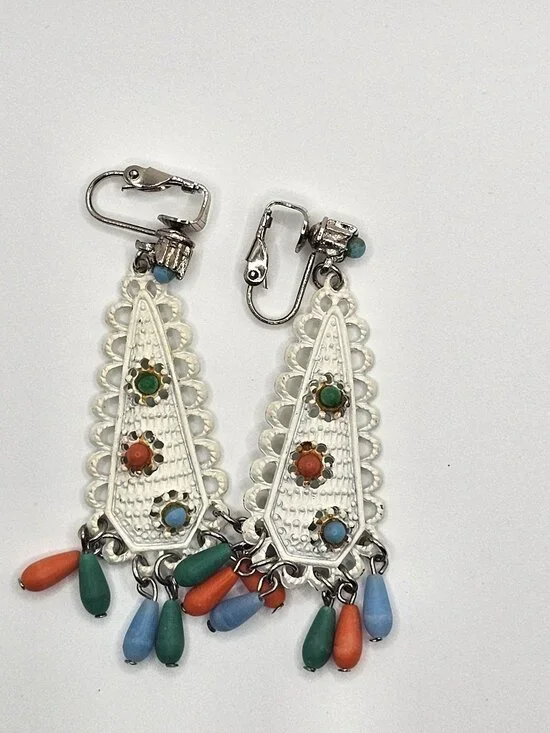 Vintage Clip-on BOHO Turquoise Coral beads Dangle Chandelier Teardrop Earrings