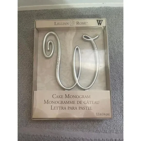 Lillian Rose Cake Monogram‎ Letter W Cake Topper