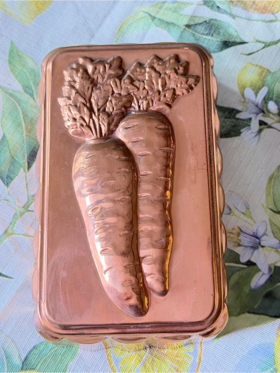 Copper Carrot Mold Decorative Serving Dish - Copper Finish