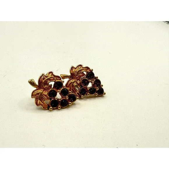 Vintage Avon Purple Grape Cluster Pierced Stud‎ Earrings Gold Tone