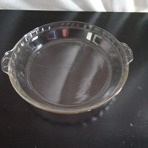 Vintage Pyrex 229 Clear Glass 9 Inch Scalloped Rim Pie Plate with Tab Handles