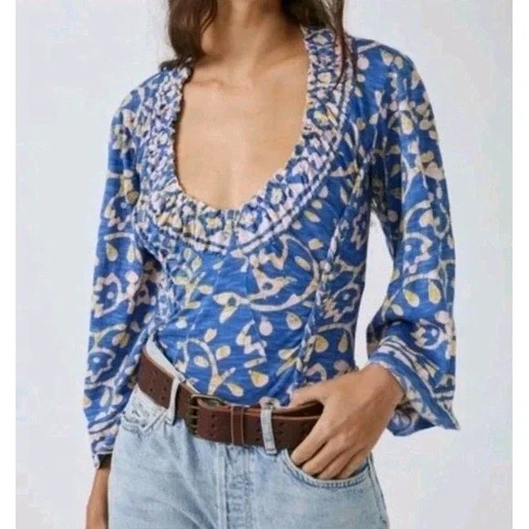 Free People Top On The Block Small Blue Cotton Batik Print Smocked Wide‎ Sleeve