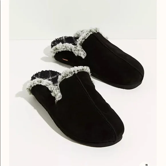 NWT Free People Damon Cozy Mules size 39 Black