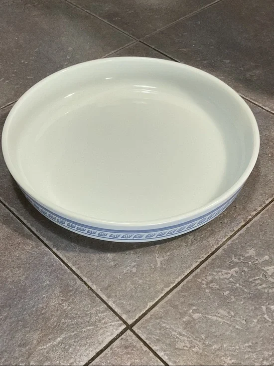 Pyrex White Baking Dish with Light Blue Leaf Border