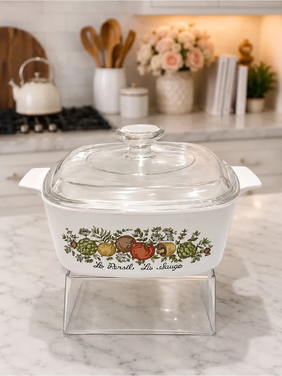 Vintage Corningware “Spice of Life” 1.5 Qt Lidded Baking Casserole Dish | EUC