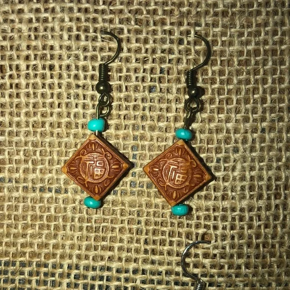 🛍Hand Crafted Brown and turquoise‎ colored earrings