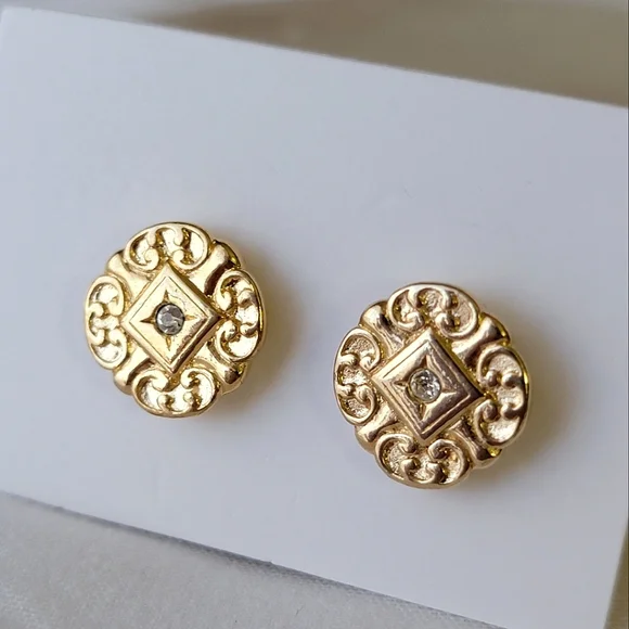 Vintage Gold And Diamond Sparkle Earrings Gold Tone Rhinestone Stud