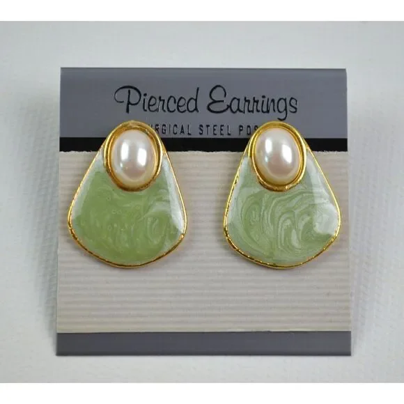 Vintage Pierced‎ Earrings Enamel Coated Metal Green Swirly w/ Faux Pearl 1